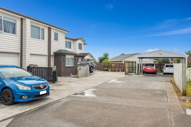 Photo of property in 24 Dolbel Place, Mangere East, Auckland, 2024