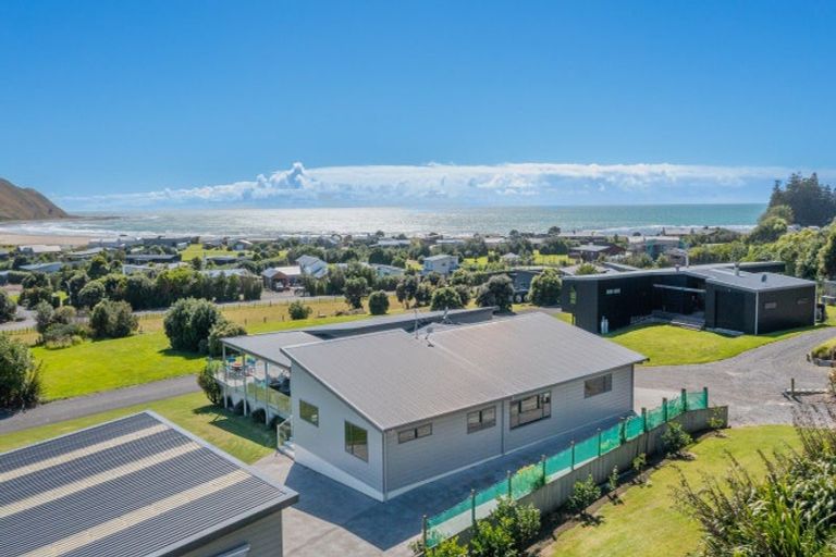 Photo of property in 8 Shoal Beach Road, Aramoana, Waipawa, 4271