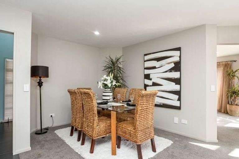 Photo of property in 109b Wellington Street, Howick, Auckland, 2014