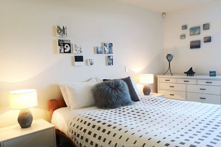 Photo of property in Marrakech Cafe, 10/305 Evans Bay Parade, Hataitai, Wellington, 6021