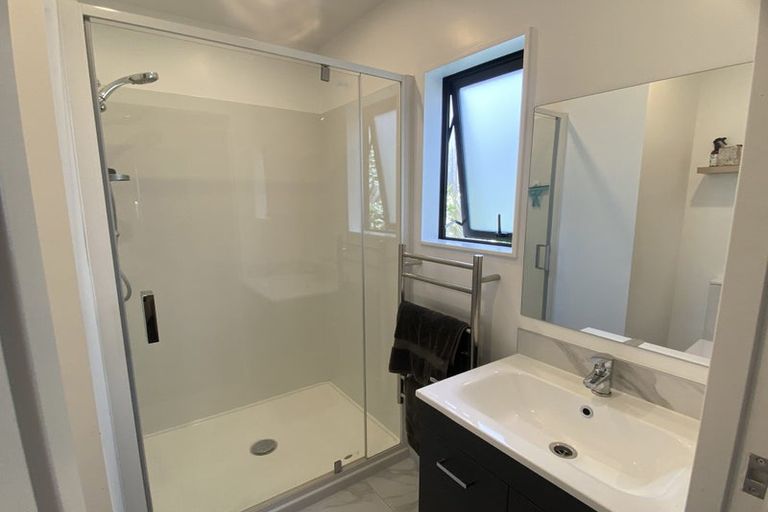 Photo of property in 78d Lincoln Park Avenue, Massey, Auckland, 0614