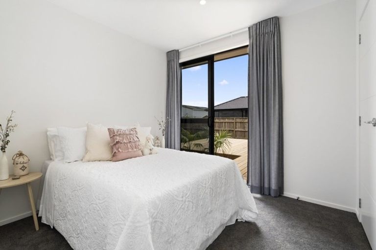 Photo of property in 26 Smith Street, Lepperton, New Plymouth, 4373