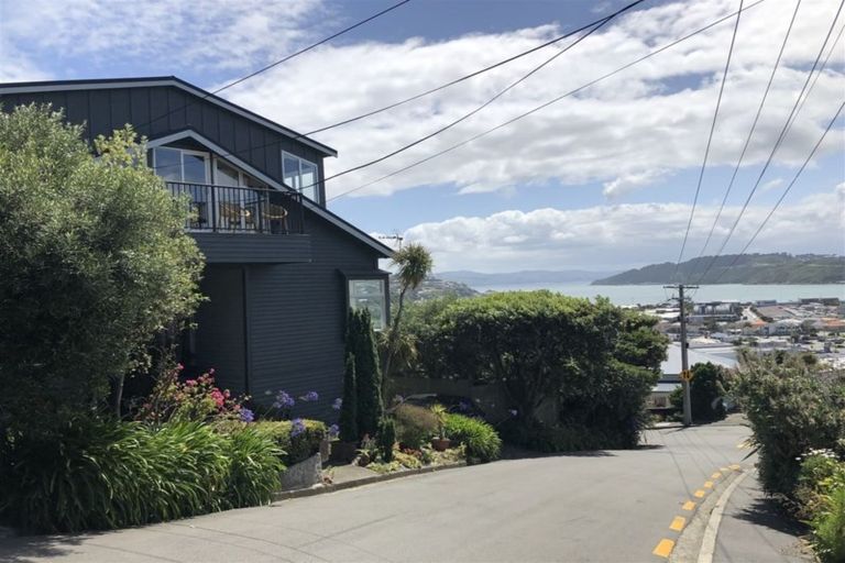 Photo of property in 46 Rodrigo Road, Kilbirnie, Wellington, 6022