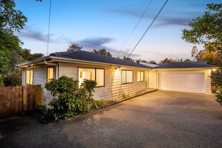Photo of property in 73 Arran Road, Browns Bay, Auckland, 0630