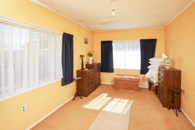 Photo of property in 10 Dermont Street, Bader, Hamilton, 3206