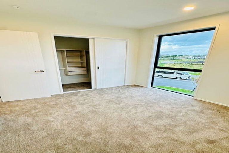 Photo of property in 57b Te Taruna Drive, Wainui, 0932