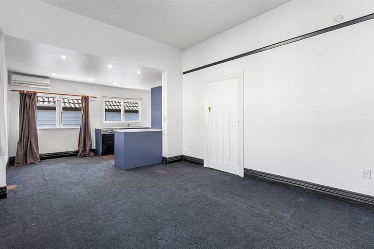 Photo of property in 7 Defoe Place, Waltham, Christchurch, 8023