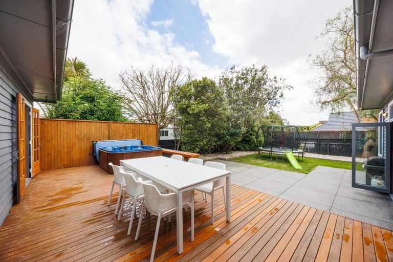 Photo of property in 107 Fitzroy Street, Terrace End, Palmerston North, 4410
