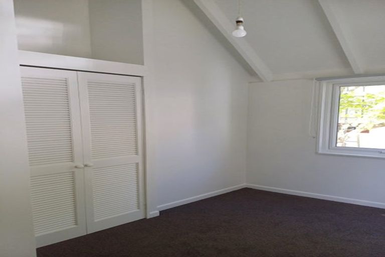 Photo of property in 111 Hill Street, Thorndon, Wellington, 6011