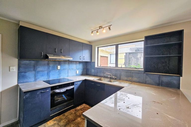 Photo of property in 1/151 Te Irirangi Drive, Flat Bush, Auckland, 2019