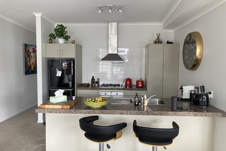 Photo of property in 4/17 Cook Street, Hamilton East, Hamilton, 3216