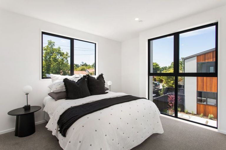 Photo of property in 4/13 Goldsmith Place, Waltham, Christchurch, 8023