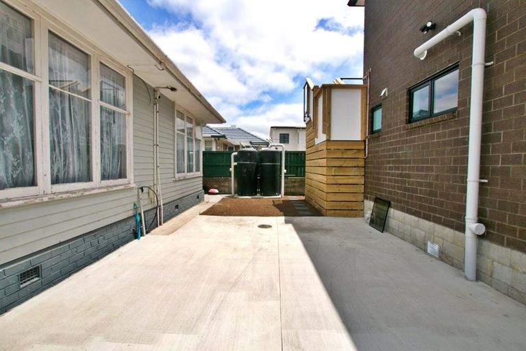 Photo of property in 7a Edwards Avenue, Henderson, Auckland, 0610
