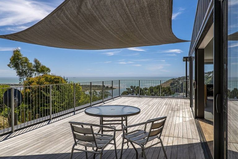 Photo of property in 105b Moncks Spur Road, Redcliffs, Christchurch, 8081