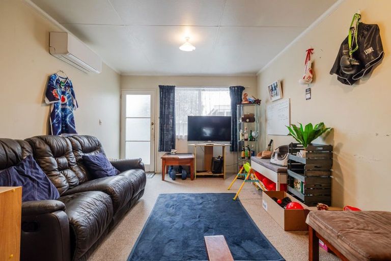 Photo of property in 37 Albert Street, Palmerston North, 4414
