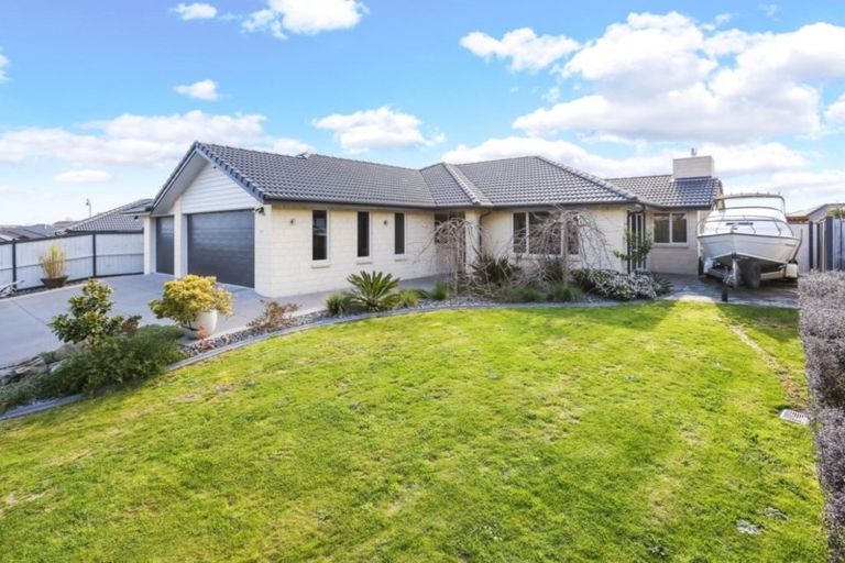 Photo of property in 24 Searle Drive, Patumahoe, Pukekohe, 2679