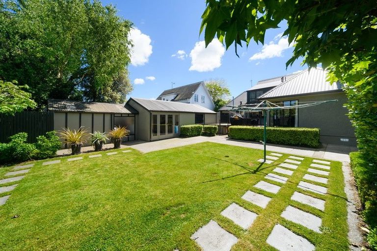 Photo of property in 40 Lincoln Terrace, Hokowhitu, Palmerston North, 4410