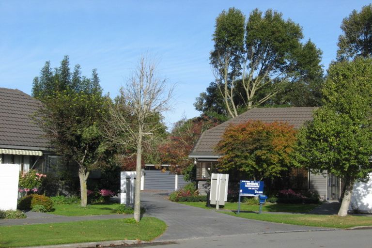 Photo of property in 3/17 Swanleigh Place, Ilam, Christchurch, 8041