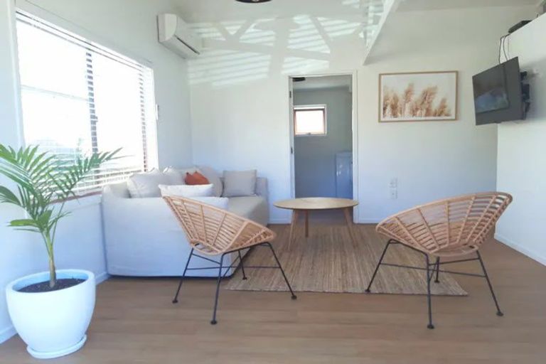 Photo of property in 94a Simpson Road, Papamoa Beach, Papamoa, 3118