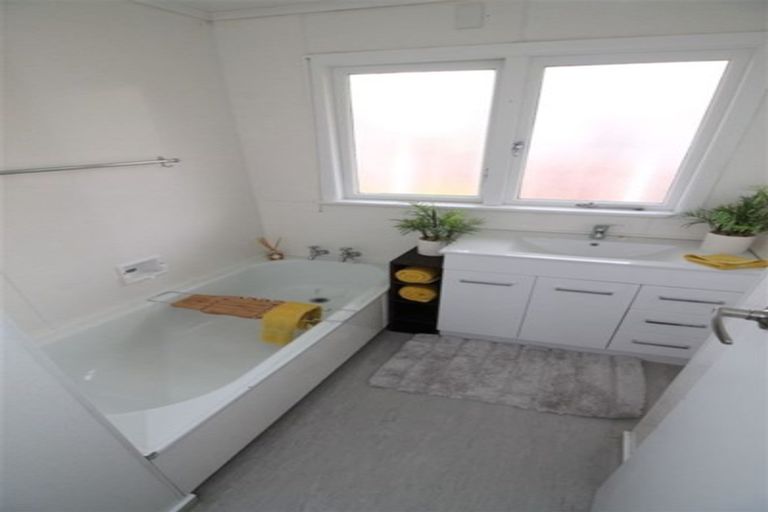 Photo of property in 14 Weka Place, Tokoroa, 3420