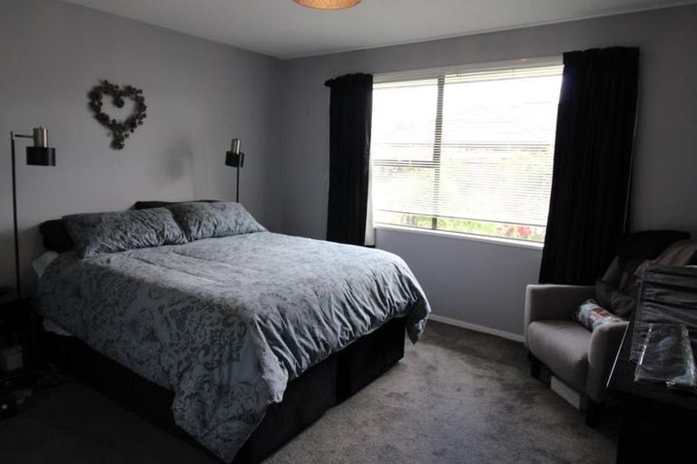 Photo of property in 3/11 Third Street, Belfast, Christchurch, 8051