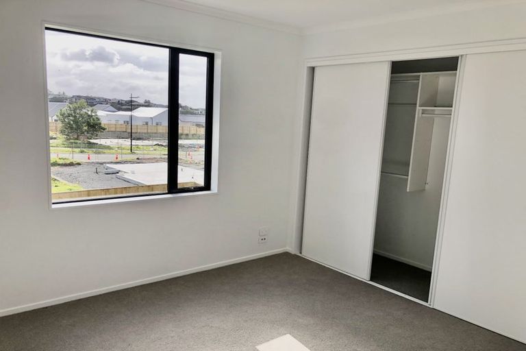 Photo of property in 34 Cambie Avenue, Red Beach, 0932