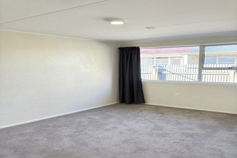 Photo of property in 1/606 Heretaunga Street East, Parkvale, Hastings, 4122