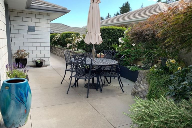 Photo of property in 14 Saltwood Lane, Bethlehem, Tauranga, 3110