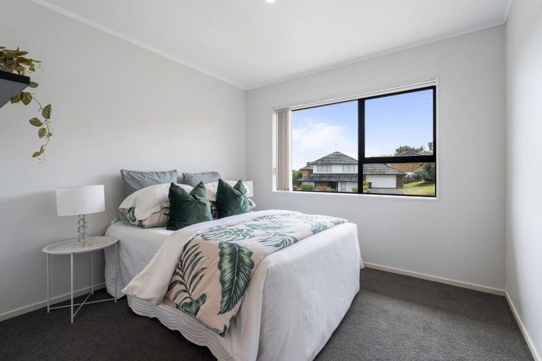 Photo of property in 70 Aberfeldy Avenue, Highland Park, Auckland, 2010