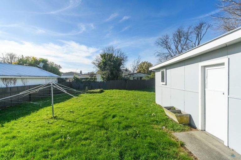 Photo of property in 51 Burns Avenue, Takaro, Palmerston North, 4412