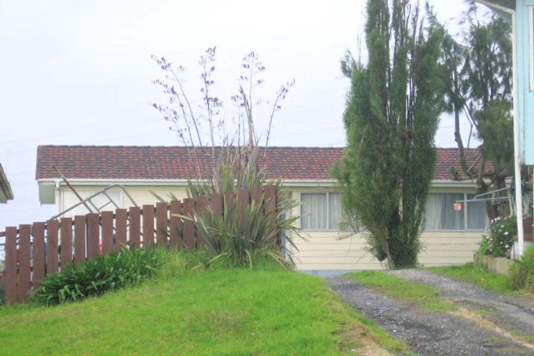 Photo of property in 6 Doone Place, Massey, Auckland, 0614