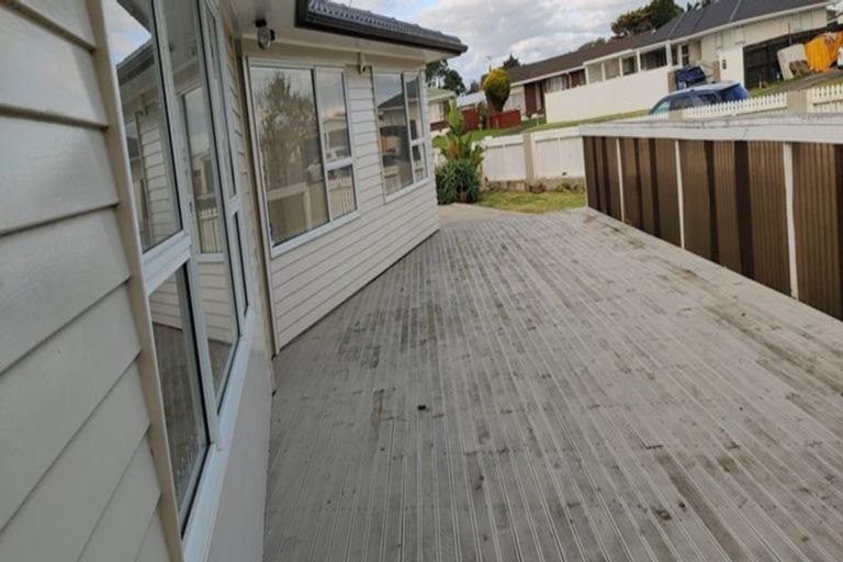 Photo of property in 5 Kivell Close, Mangere East, Auckland, 2024