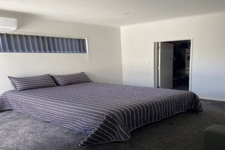 Photo of property in 46a Adams Road South, Pukekohe, 2120