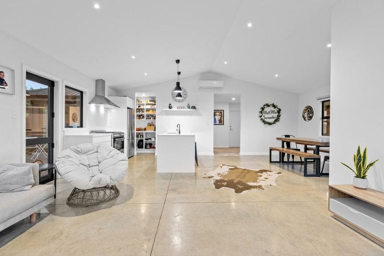 Photo of property in 27 Greenvale Place, Welcome Bay, Tauranga, 3112