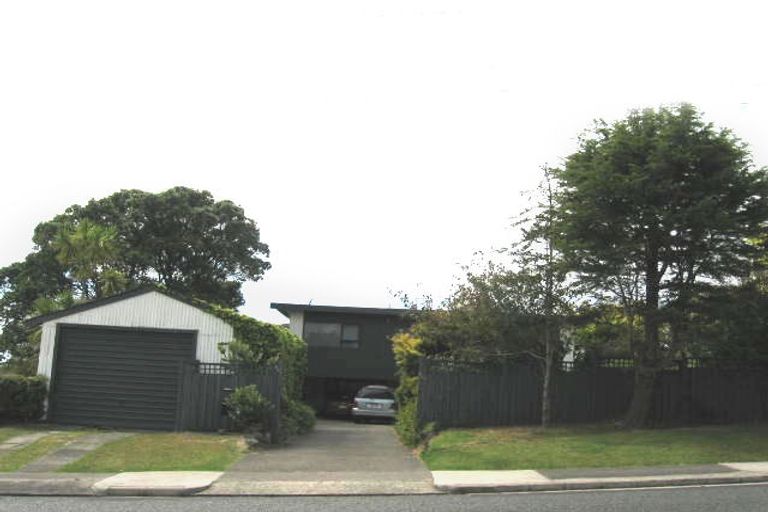 Photo of property in 997 Beach Road, Torbay, Auckland, 0630