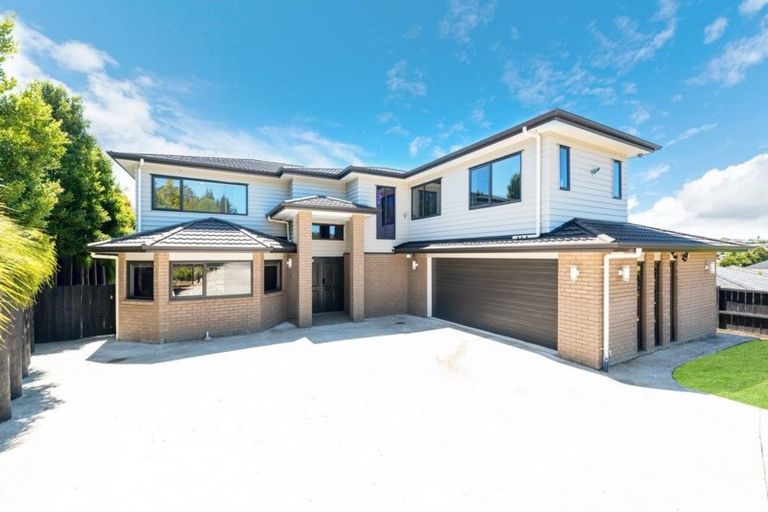 Photo of property in 63 Lake Panorama Drive, Henderson, Auckland, 0612