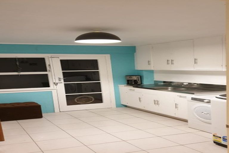 Photo of property in 4 Westbourne Avenue, Pomare, Rotorua, 3015