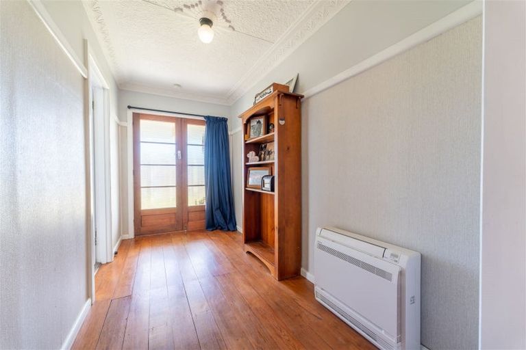 Photo of property in 12 Stuart Street, Holmes Hill, Oamaru, 9401