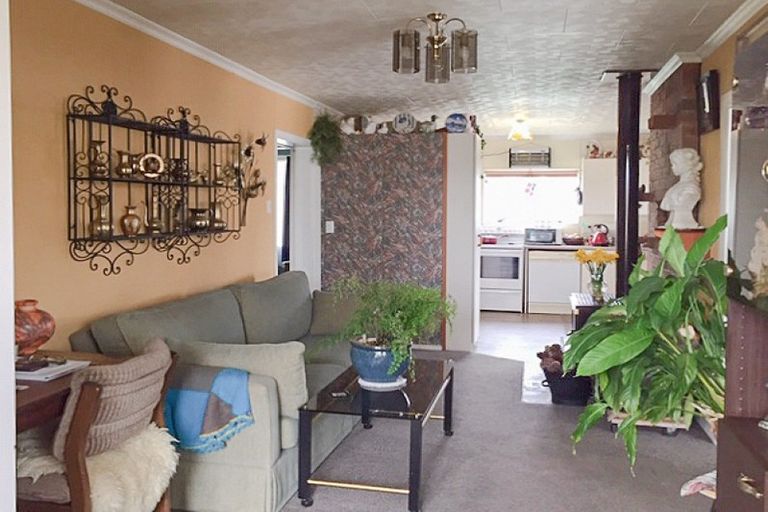 Photo of property in 35 Ruanui Street, Himatangi Beach, Foxton, 4891