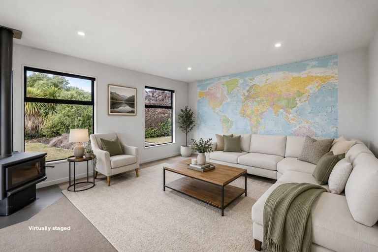 Photo of property in 4 Beagle Lane, Wanaka, 9305