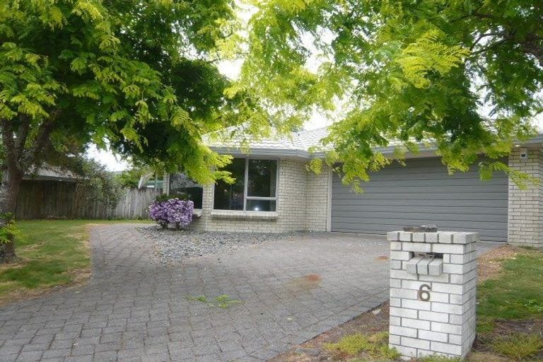 Photo of property in 6 Spinnaker Drive, Flagstaff, Hamilton, 3210