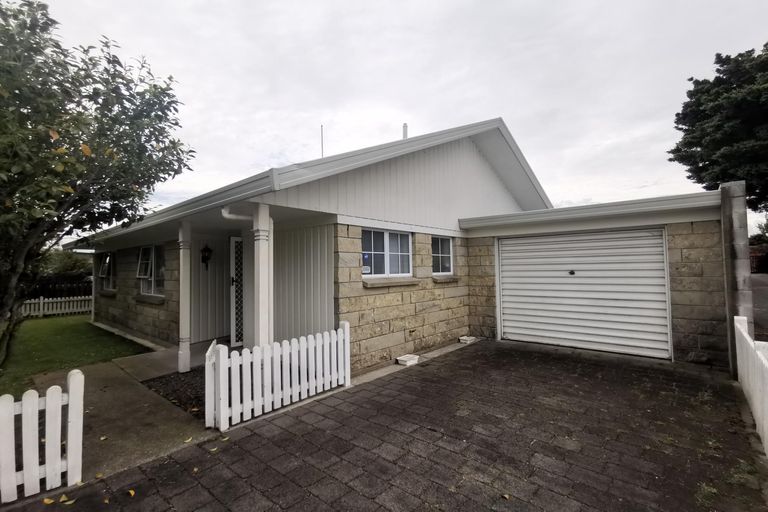 Photo of property in 54a Williams Street, Cambridge, 3434