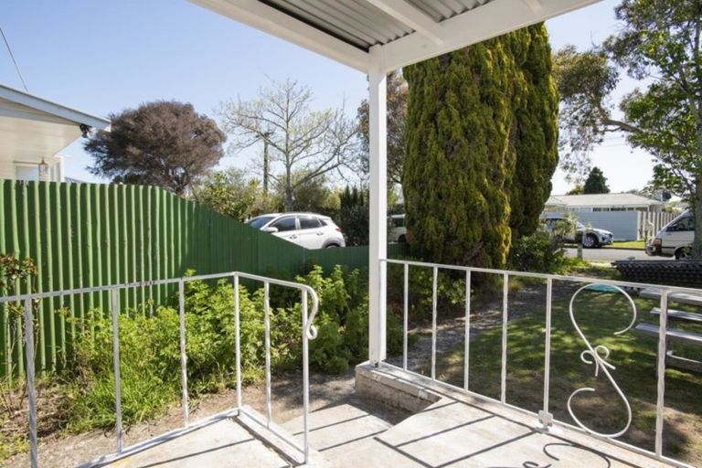 Photo of property in 4 Tolerton Avenue, Elgin, Gisborne, 4010