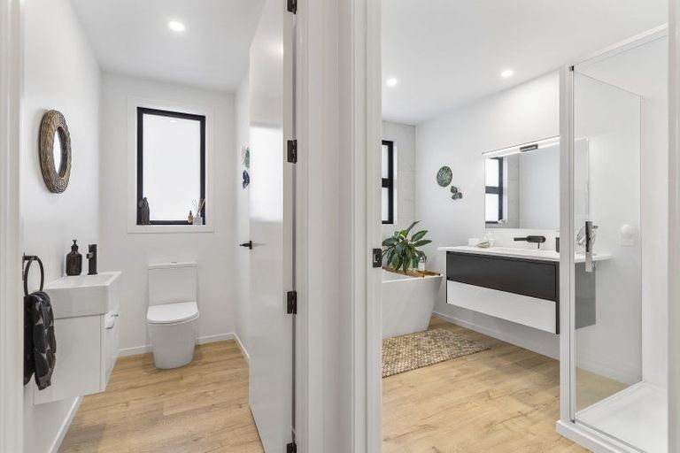 Photo of property in 19 Titoki Lane, Whangamata, 3691