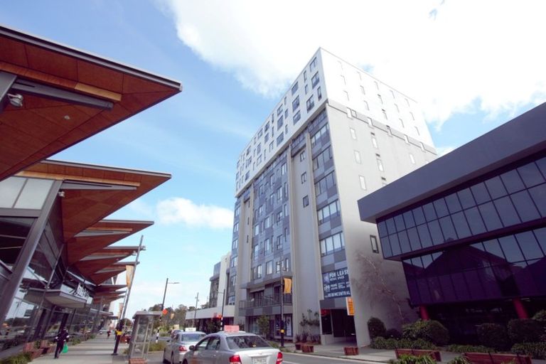 Photo of property in Twin Towers, 611/17 Putney Way, Manukau, Auckland, 2104