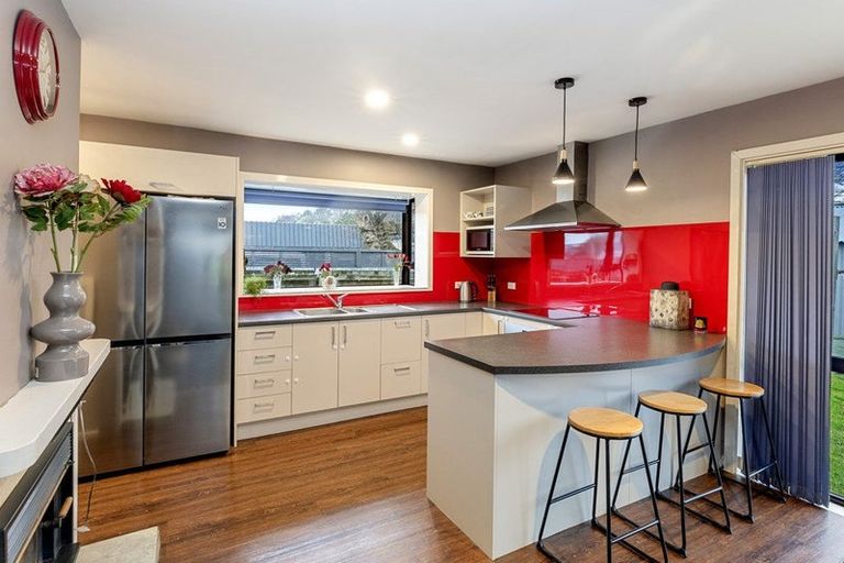 Photo of property in 409 Main Road North, Redwood, Christchurch, 8051