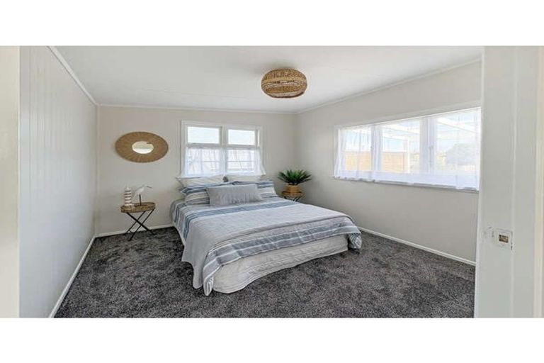 Photo of property in 46a Pratt Avenue, Foxton Beach, Foxton, 4815