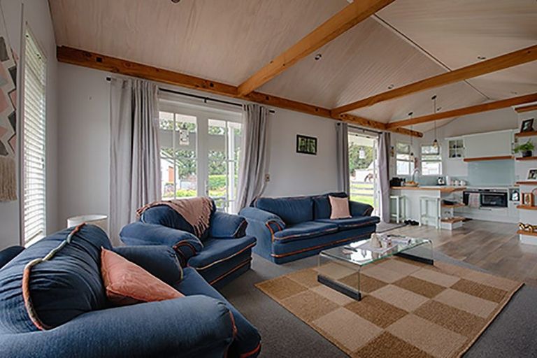 Photo of property in 542 Tirau Road, Cambridge, 3496