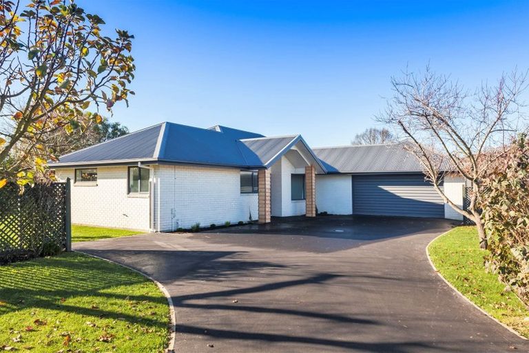 Photo of property in 5 Quantock Place, Burwood, Christchurch, 8083