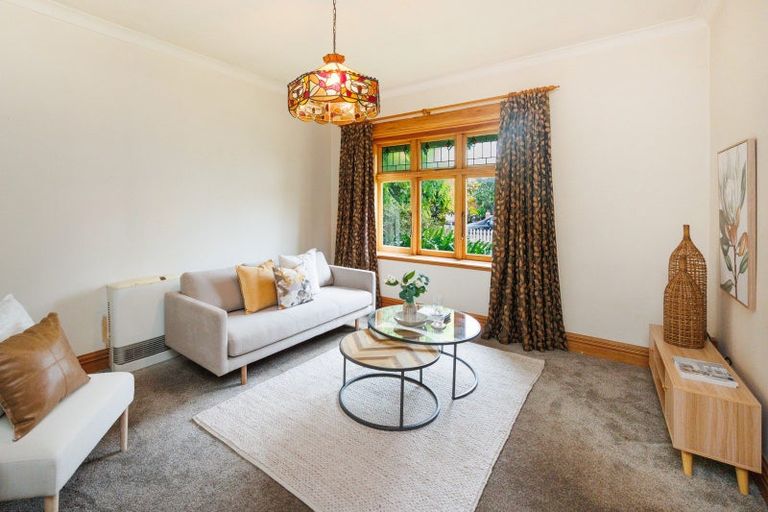 Photo of property in 4 Regent Street, Palmerston North, 4414